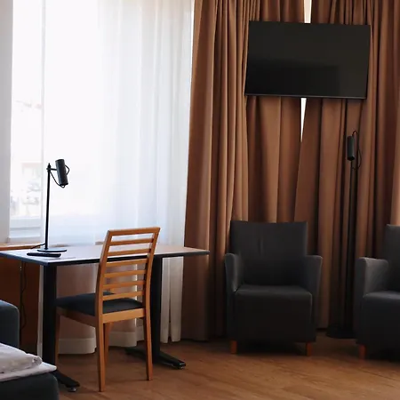 Hesehotelli Turku Linja-autoasema-3