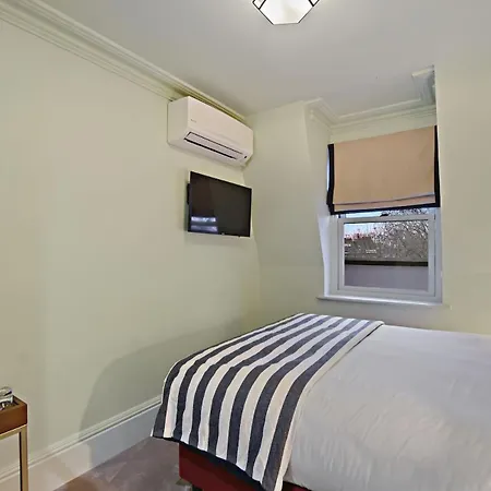 Twenty Nevern Square Hotel-3