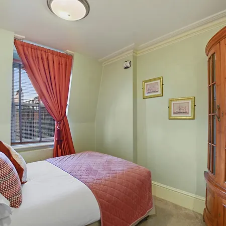 Twenty Nevern Square Hotel-2