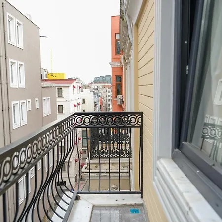 Yellow Mansion-2