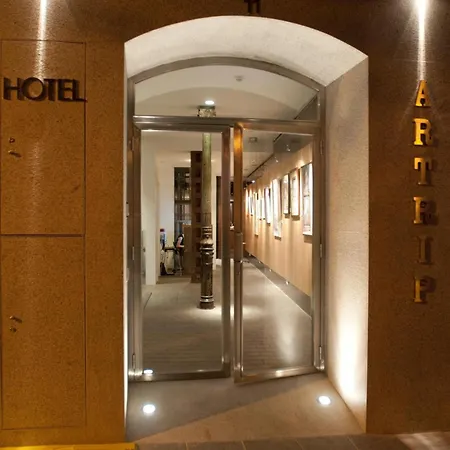 Artrip Hotel-2