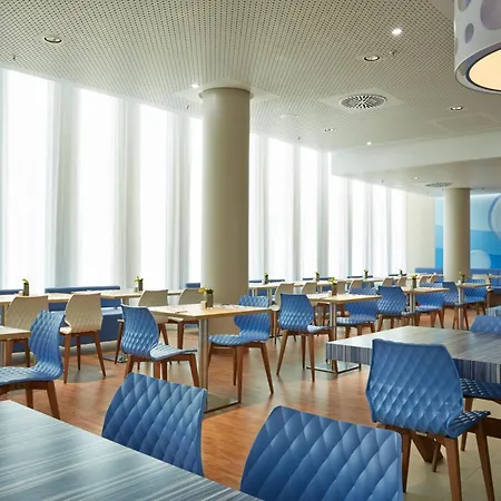 H2 Hotel Muenchen Messe-2