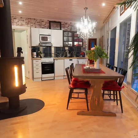 Aaria Bed And Breakfast-3