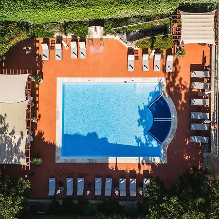 Boutique Hotel Kazbek-2