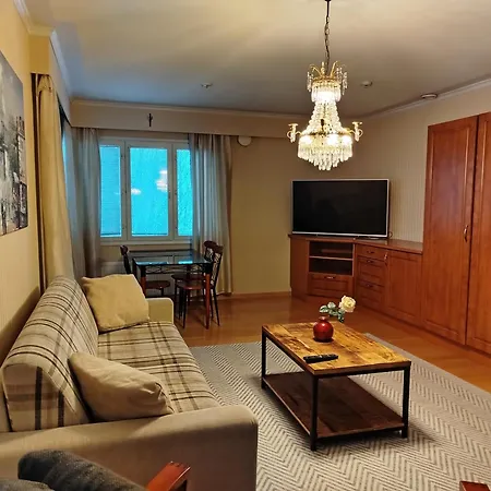 Hotelli Lounatuuli Ylivieska-3