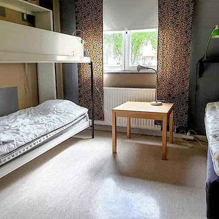 Svefi Vandrarhem - Hostel-2
