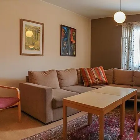Svefi Vandrarhem - Hostel-3
