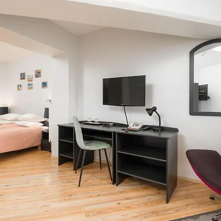 Hotel Emmi-2