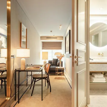 Hotel 717-2