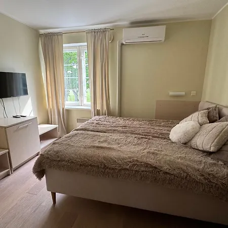 Inge Villa Apartment Hotel-3