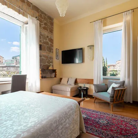 Palm Gallery Hotel-2