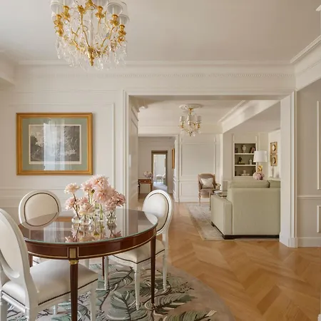 Four Seasons Hotel George V Paris-3