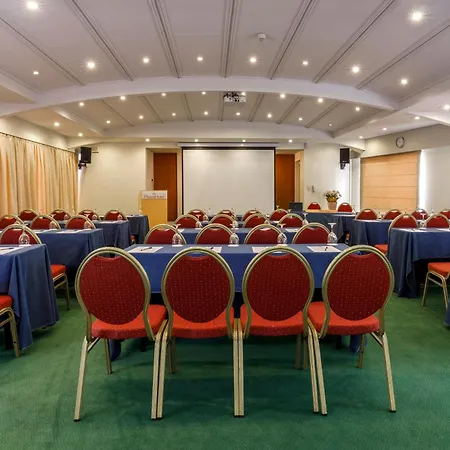 Best Western Plus Hotel Plaza-3