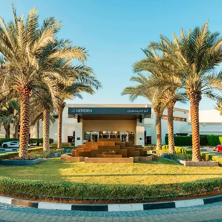 Le Meridien Dubai Hotel & Conference Centre-2