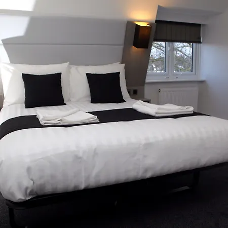 The Omega Hotel-2