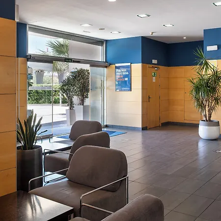 Holiday Inn Express Malaga Airport By Ihg-3