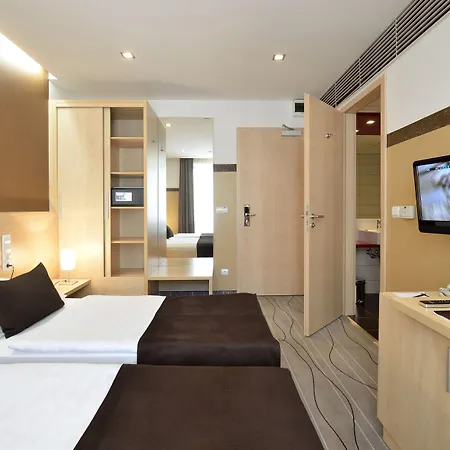 Promenade Hotel By Mellow Mood Hotels-2