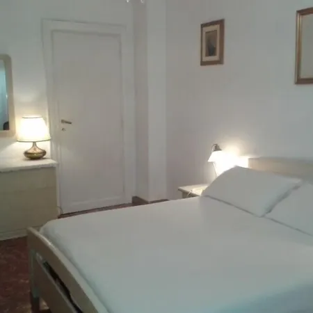 A Casa Chiecchi B&B-3
