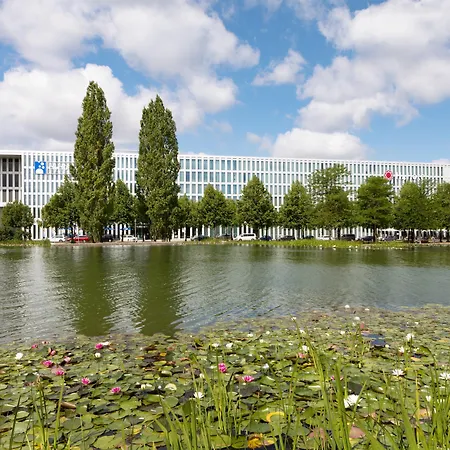 H4 Hotel Muenchen Messe-2