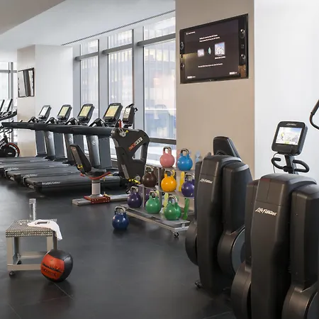 Courtyard By Marriott New York Manhattan/Central Park-3