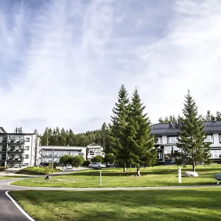 Aateli Lakeside Chalets - former Vuokatti Suites-3