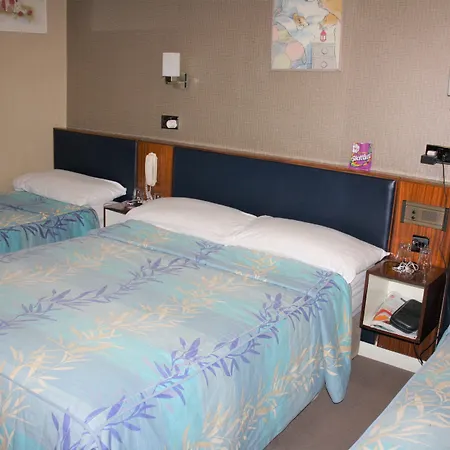 Mitre House Hotel-3