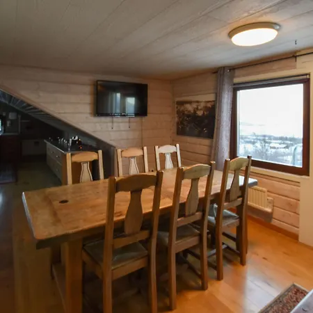Abisko Guesthouse & Activities-2