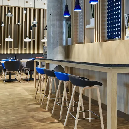 Holiday Inn Express - Berlin - Alexanderplatz By Ihg-3