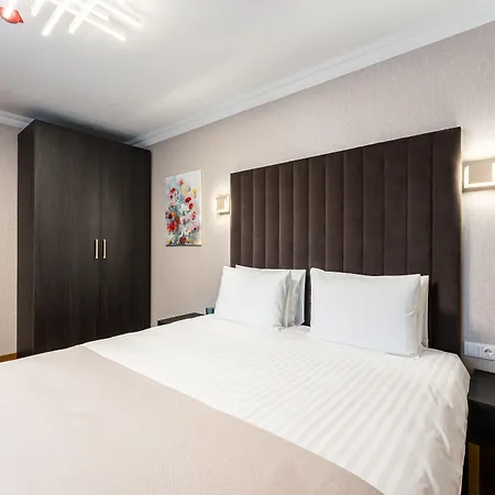 Old Riga Plaza Hotel-3