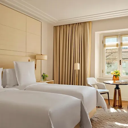 Four Seasons Hotel Milano-3