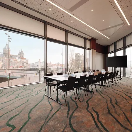 Doubletree By Hilton Amsterdam Centraal Station-3
