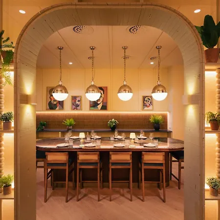 Kempinski Hotel Corvinus Budapest-3
