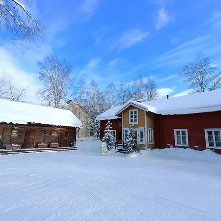 Lauri Historical Log House Manor-3