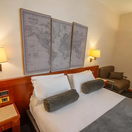 Hotel Accademia-3