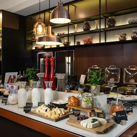 Courtyard By Marriott Vilnius City Center-3