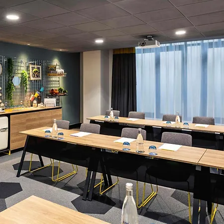 Novotel London Tower Bridge-3