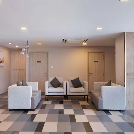 Ibis Budget Singapore Dahlia-2