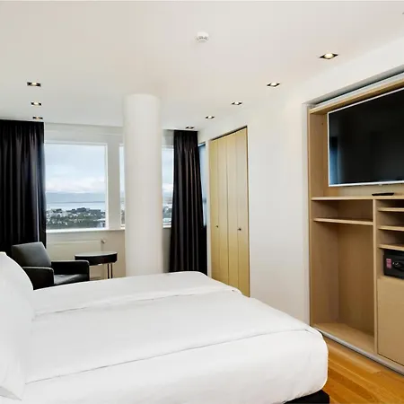 Hilton Reykjavik-3
