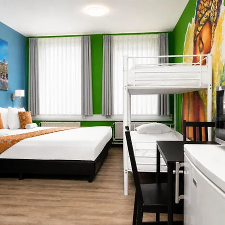 Amsterdam Teleport Hotel - Free Parking-2
