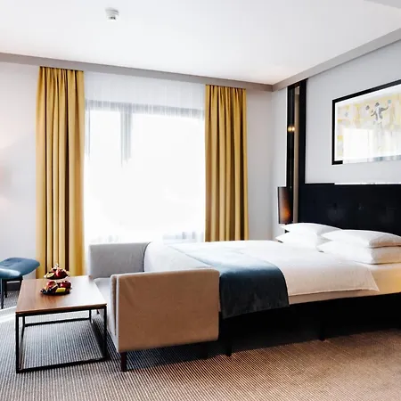 Grand Ascot Hotel-3