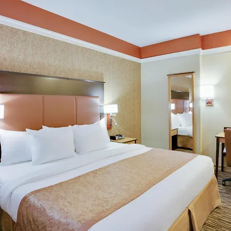 The Hotel At Fifth Avenue-2