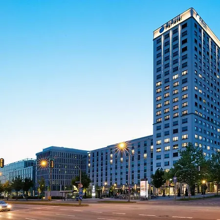 Hotel Muenchen-Olympiapark-3