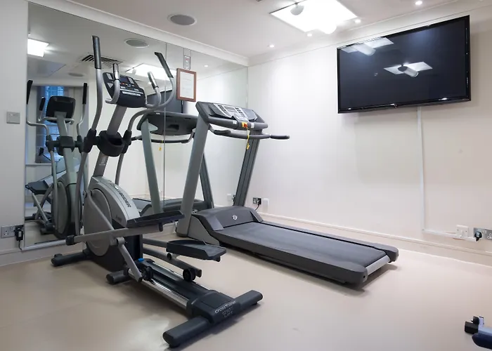 The Park City Grand Plaza Kensington Hotel Lontoo