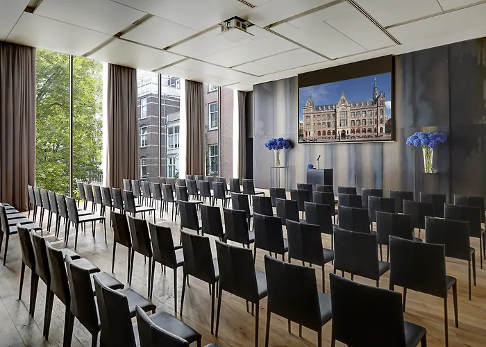 Hotelli TarjouksetConservatorium - Operated By Mandarin Oriental