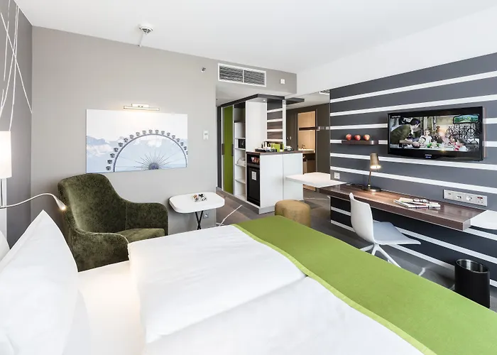 Hotelli TarjouksetHoliday Inn Munich City Centre By Ihg