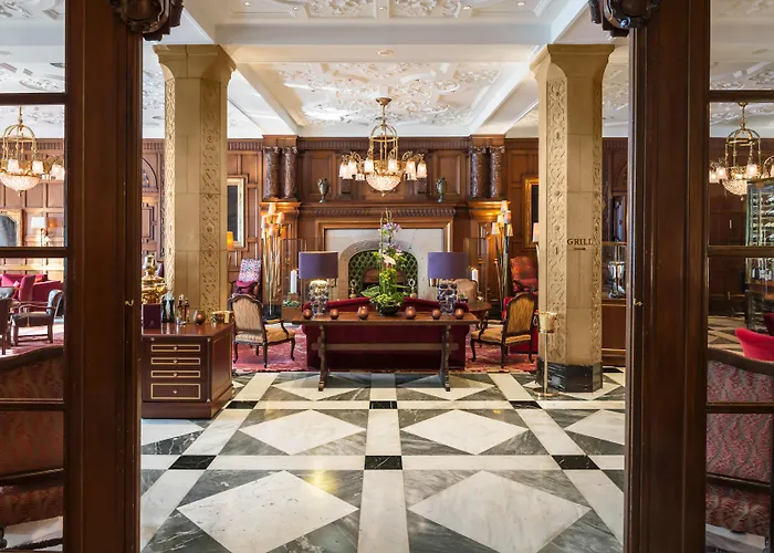 Fairmont Hotel Vier Jahreszeiten Hampuri