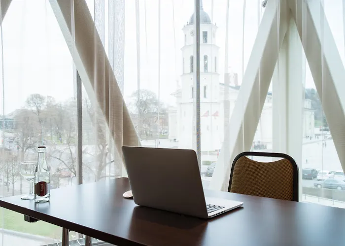 Amberton Cathedral Square Hotel Vilna