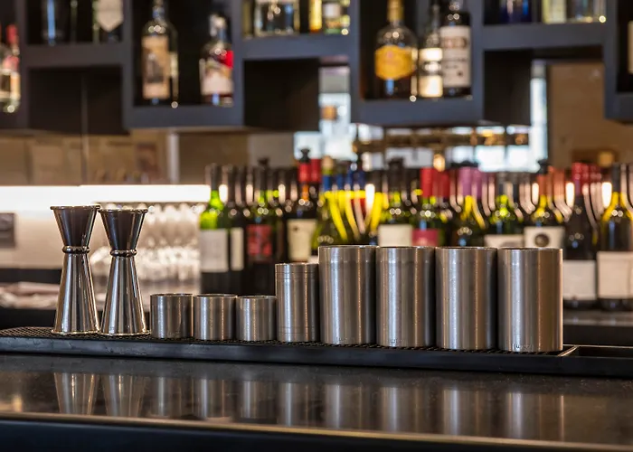 Ten Hill Place Hotel