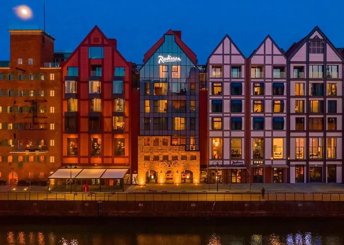Hotelli TarjouksetRadisson & Suites, Gdansk, Wyspa Spichrzow