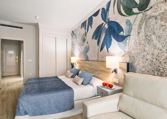 Salles Hotel Malaga Centro